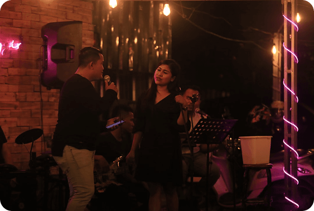 Entertainment Service